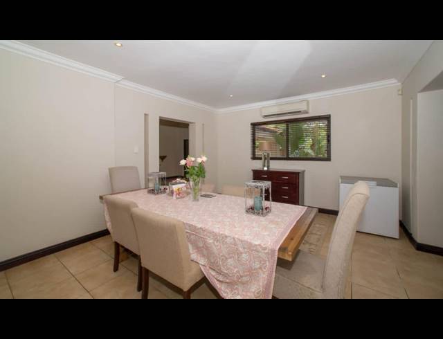 5 BEDROOM FREEHOLD FOR SALE IN LA LUCIA